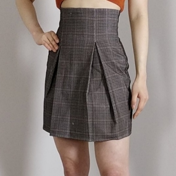 Dresses & Skirts - (3/$15) High waist pleated plaid skort coulottes